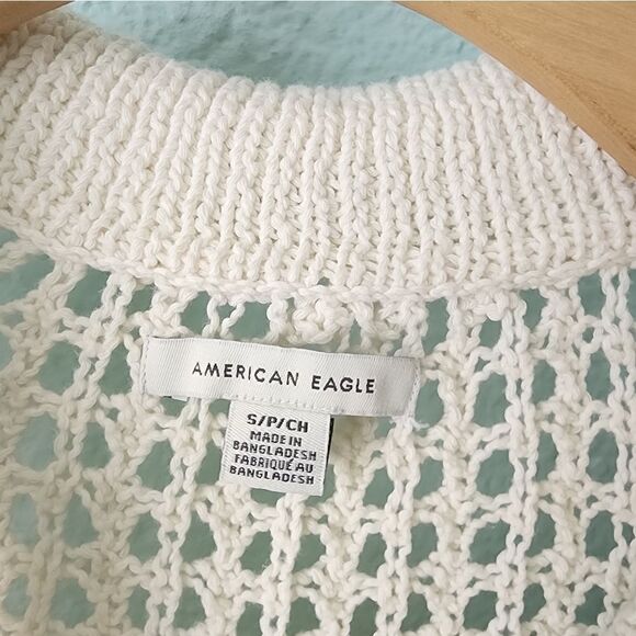 American Eagle Outfitters crochet crop top sweater blouse NWOT color cream - Picture 7 of 8